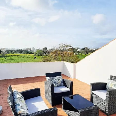 فيلة Casa Andorinhas