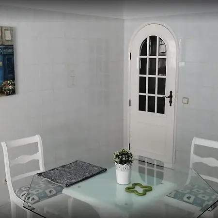 Casa Andorinhas * Quelfes